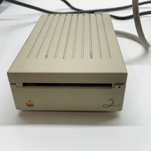 Load image into Gallery viewer, Apple IIGS 3.5 Model  A9M0106 External Floppy Drive Apple II+, IIc+, IIe, IIGS Tested working

